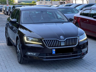 Skoda Superb foto 3