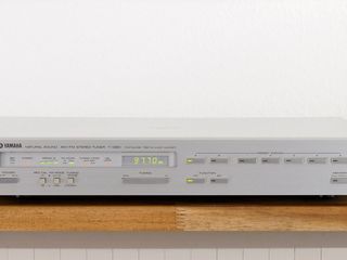 Топовый тюнер Yamaha T-1060 foto 1