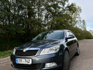 Skoda Octavia foto 1