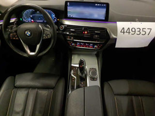 BMW 5 Series foto 3