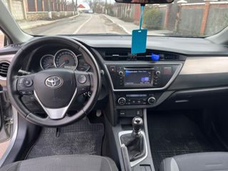 Toyota Auris foto 9