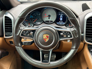 Porsche Cayenne foto 11