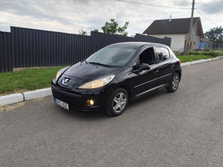 Peugeot 207, 2011