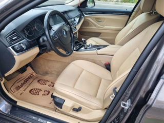 BMW 5 Series foto 7