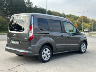 Ford Tourneo Connect foto 5