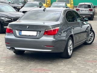 BMW 5 Series foto 4