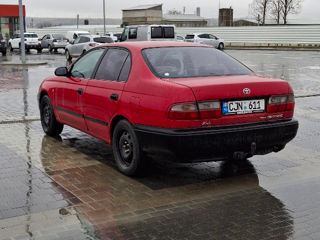 Toyota Carina foto 8