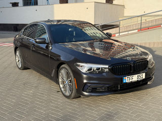 BMW 5 Series foto 4