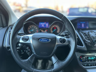 Ford Focus foto 10