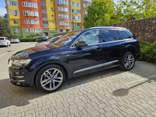 Audi Q7 foto 2