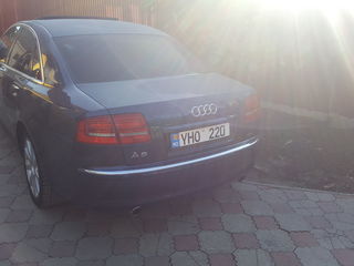 Audi A8 foto 2