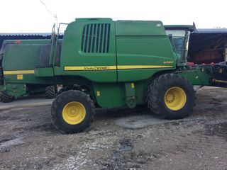 combina   (зерноуборочный Комбаин) John Deere W540