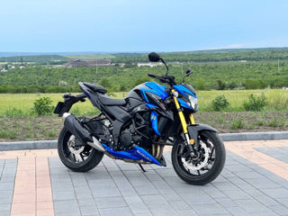 Suzuki GSX S750 foto 5