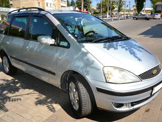 Ford Galaxy foto 3