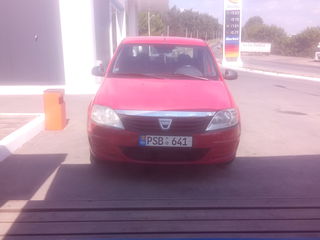 Dacia Logan foto 1