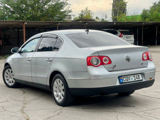 Volkswagen Passat foto 4