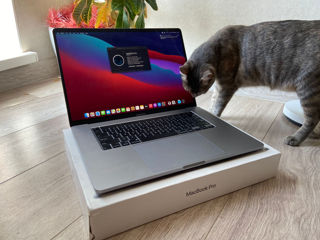 MacBook Pro 2019 16-inch / 16 ram / 500gb / i7 / Space Gray