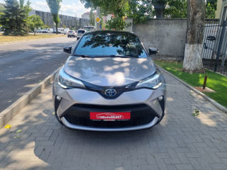 Toyota C-HR foto 2