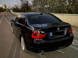 BMW 3 Series foto 8