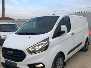 Ford Transit Custom foto 1