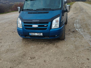 Ford Transit foto 2