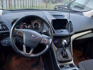 Ford Kuga foto 4