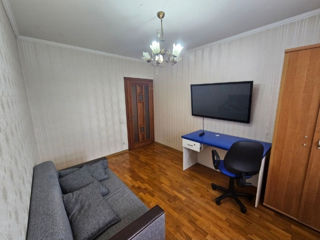 Apartament cu 3 camere, 75 m², Botanica, Chișinău foto 14