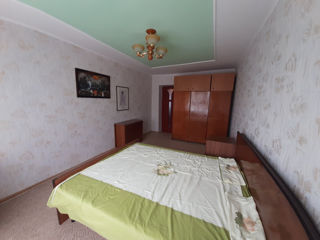 Apartament cu 2 camere, 50 m², Periferie, Cahul foto 2