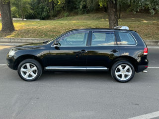 Volkswagen Touareg foto 5