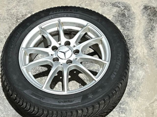 Продам оригинальные диски Mercedes с шинами Michelin 205/55 R16