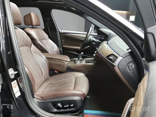 BMW 5 Series foto 8