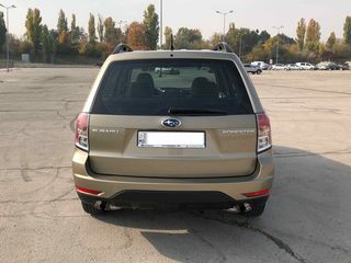 Subaru Forester foto 3