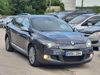 Renault Megane foto 2