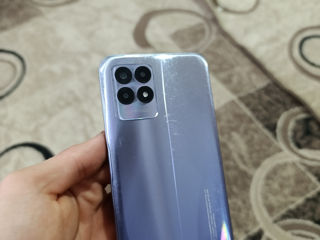 Realme 8i foto 2