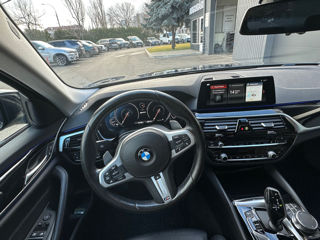 BMW 5 Series foto 9