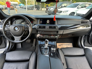 BMW 5 Series foto 9