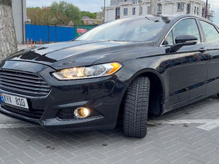 Ford Fusion foto 7