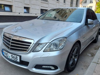 Mercedes E-Class foto 4