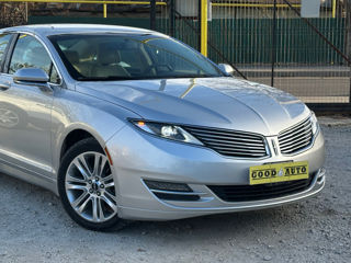 Lincoln MKZ foto 2