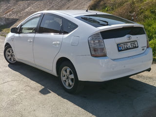 Toyota Prius foto 3