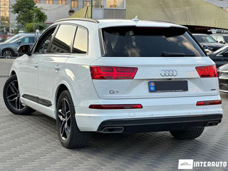 Audi Q7 фото 3