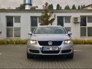 Volkswagen Passat foto 2