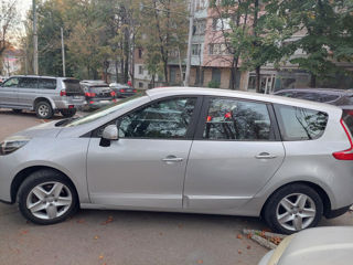 Renault Grand Scenic foto 3