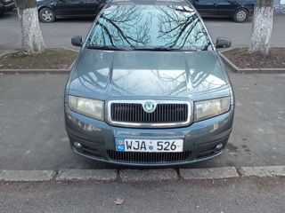 Skoda Fabia foto 3