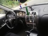 Mazda 323 foto 2