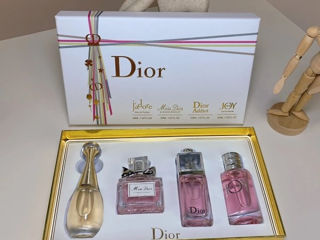 Dior complect de parfumuri foto 2