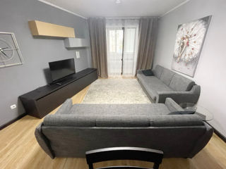 Apartament cu 2 camere, 63 m², Centru, Chișinău foto 1