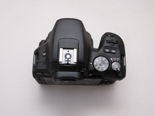 Canon 200D Kit (2500 de cadre) foto 2