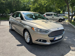 Ford Fusion, 2015