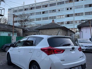 Toyota Auris foto 3